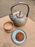 equilibrium-teapot